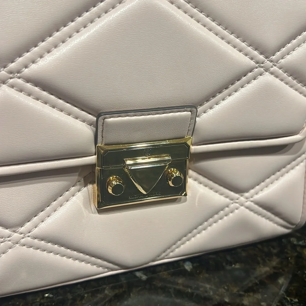 Michael Kors Serena Powder Blush Quilted Med Flap Crossbody Bag